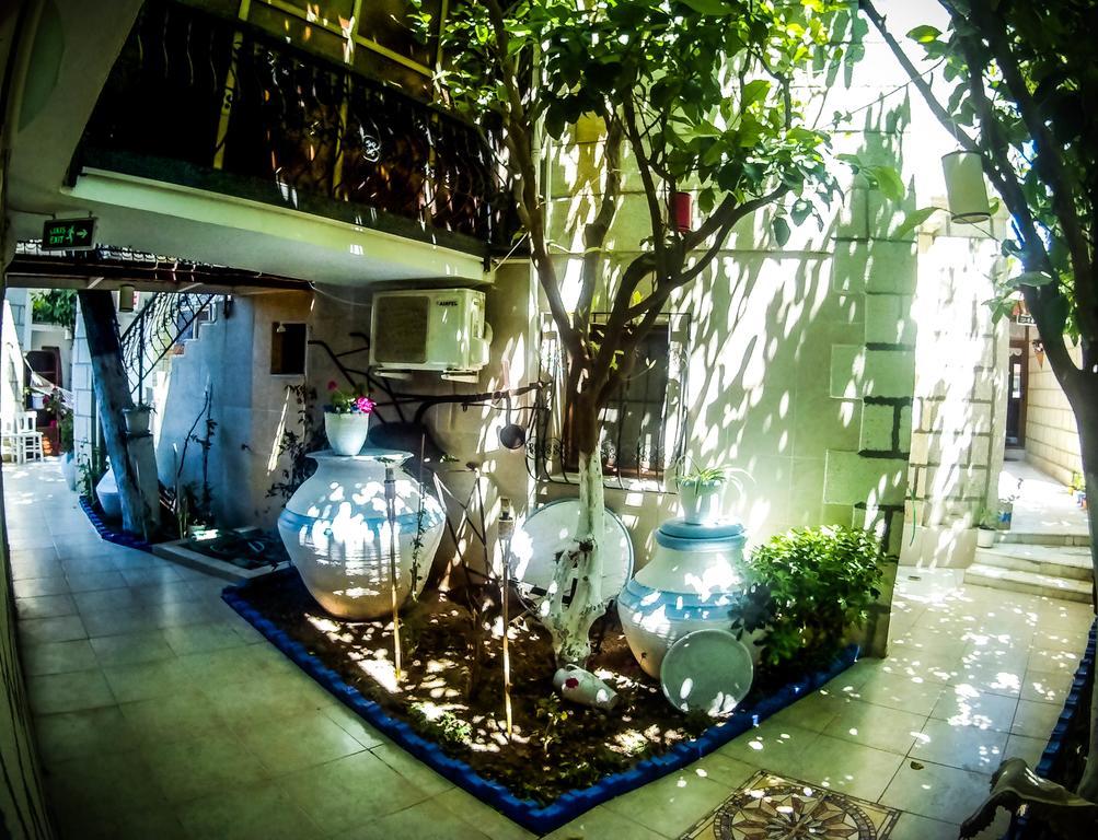 Antik Motel Alaçatı Luaran gambar