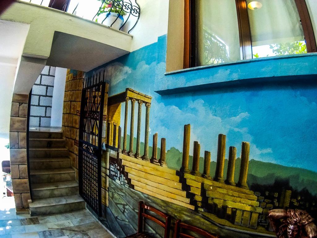 Antik Motel Alaçatı Luaran gambar