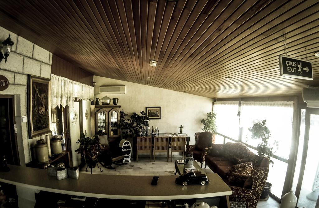 Antik Motel Alaçatı Luaran gambar