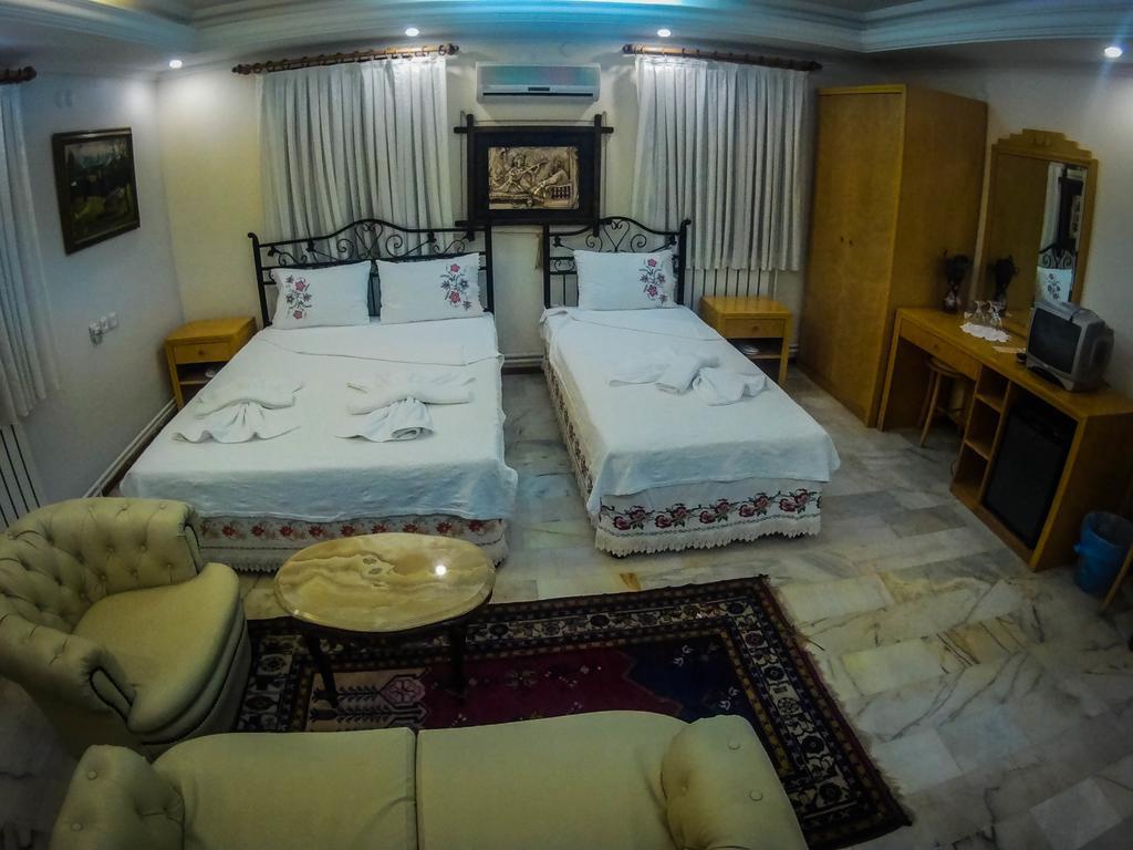 Antik Motel Alaçatı Luaran gambar