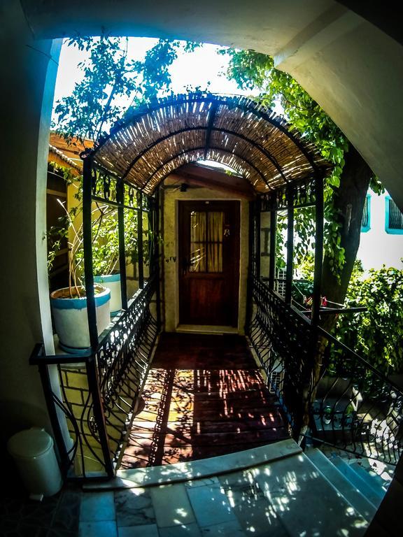 Antik Motel Alaçatı Luaran gambar