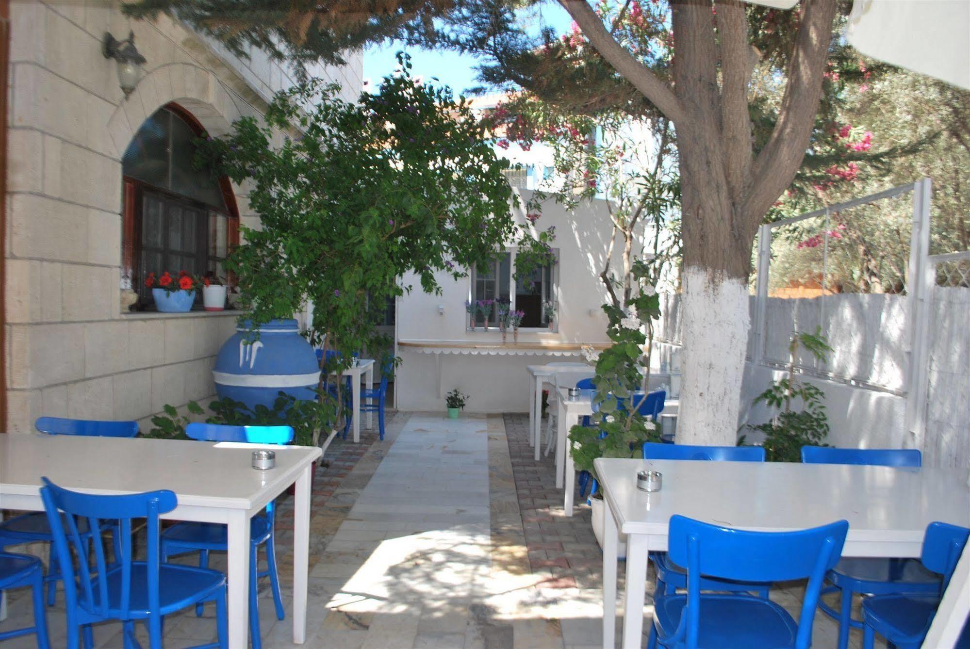 Antik Motel Alaçatı Luaran gambar